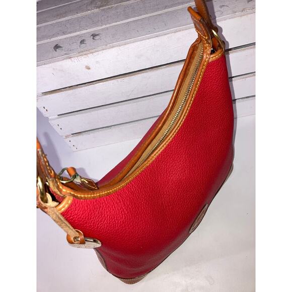 DOONEY & BOURKE, LARGE RED PEBBLED LEATHER SHOULDER BAG - Picture 11 of 16